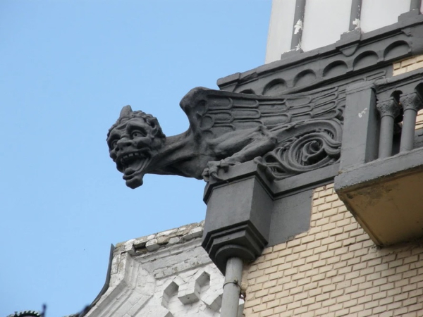 Фото 5 Дом с Гаргулями.jpg